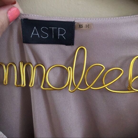 ASTR The Label Floral Lace Sleeve Shift Dress - Picture 5 of 8